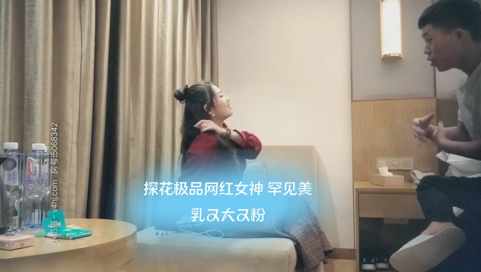 脱了乳罩喂男人吃奶喷出奶水-国产女主播喷出白浆视频